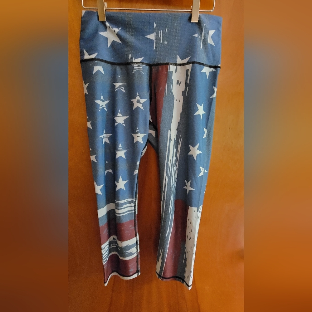 Yoga Democracy Brand Patriotic Star Print Highwaisted Womens Capri Leggings